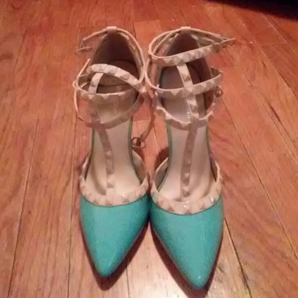 Turquoise heels